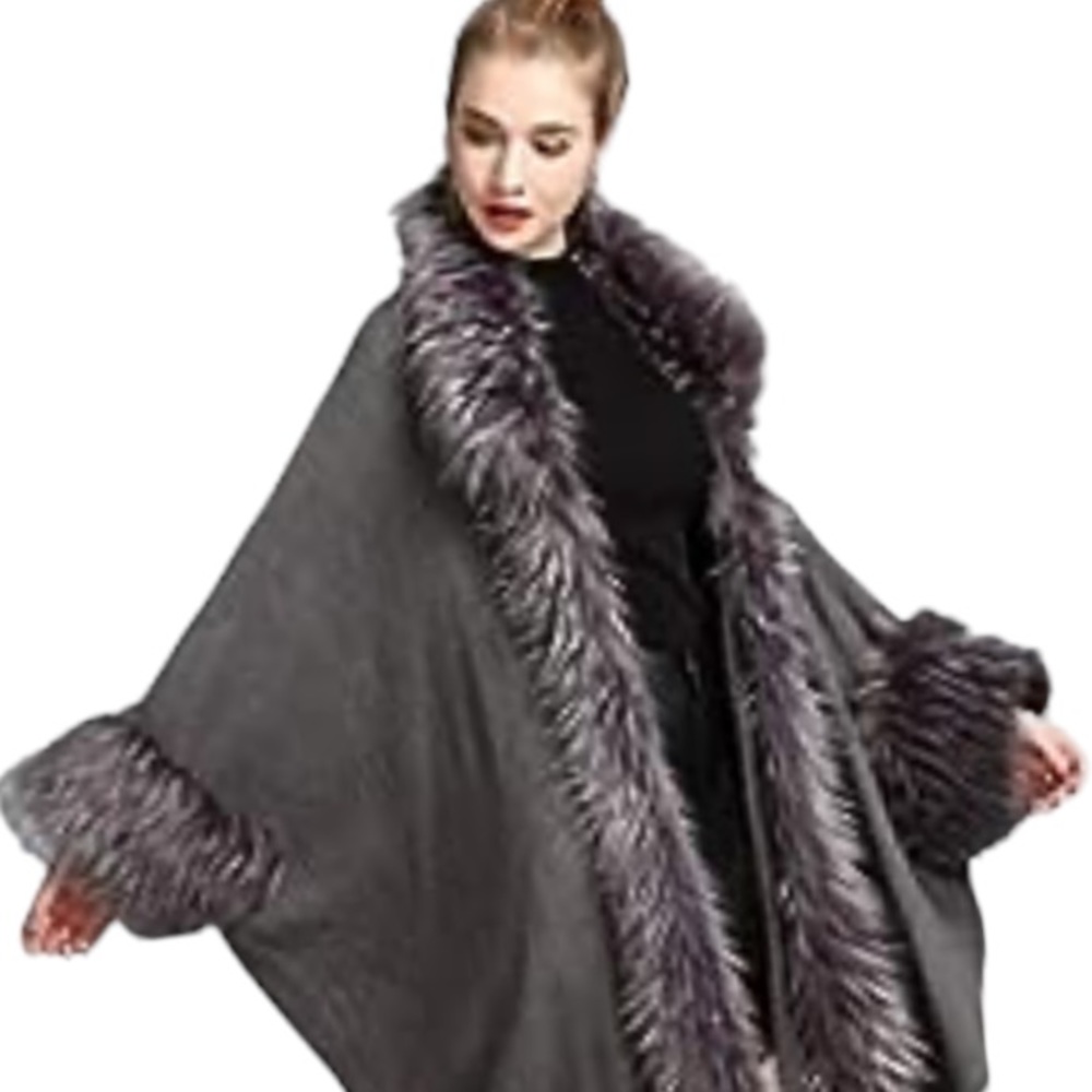 NOELLE Faux Fur Trim Layers
Cardigan Cape Cloak Cashmere Blend size OS